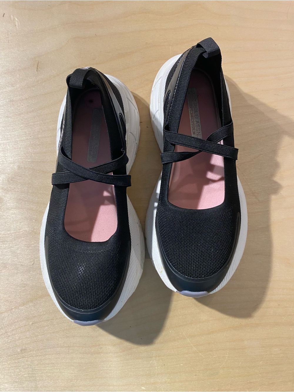 U.S. Polo ASSN. Women’s Black Mary Jane Knit Platform Sneakers 9.5/10